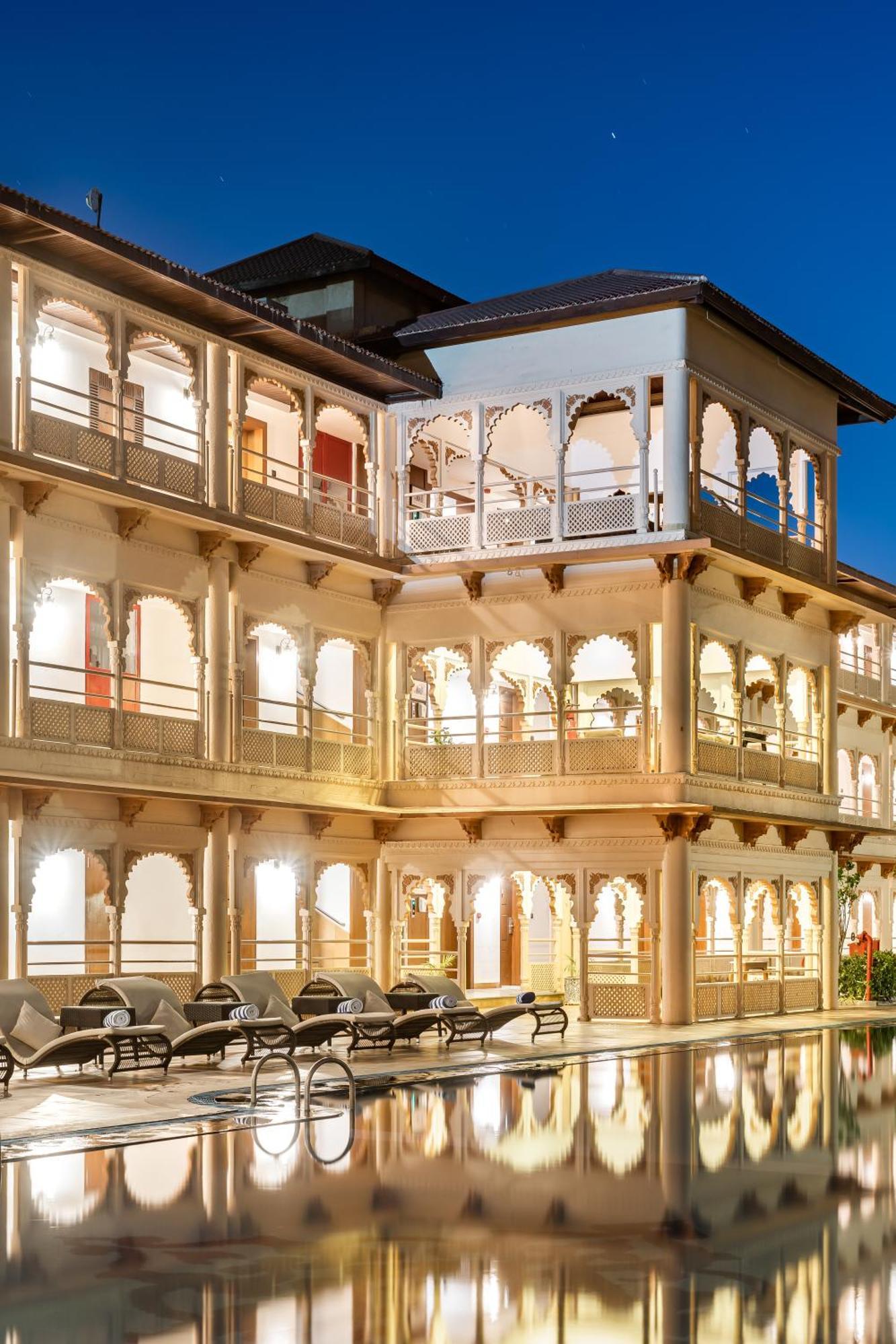 Holiday Resort & Spa A Unit Of S Poddar Group Gāndhīdhām Buitenkant foto