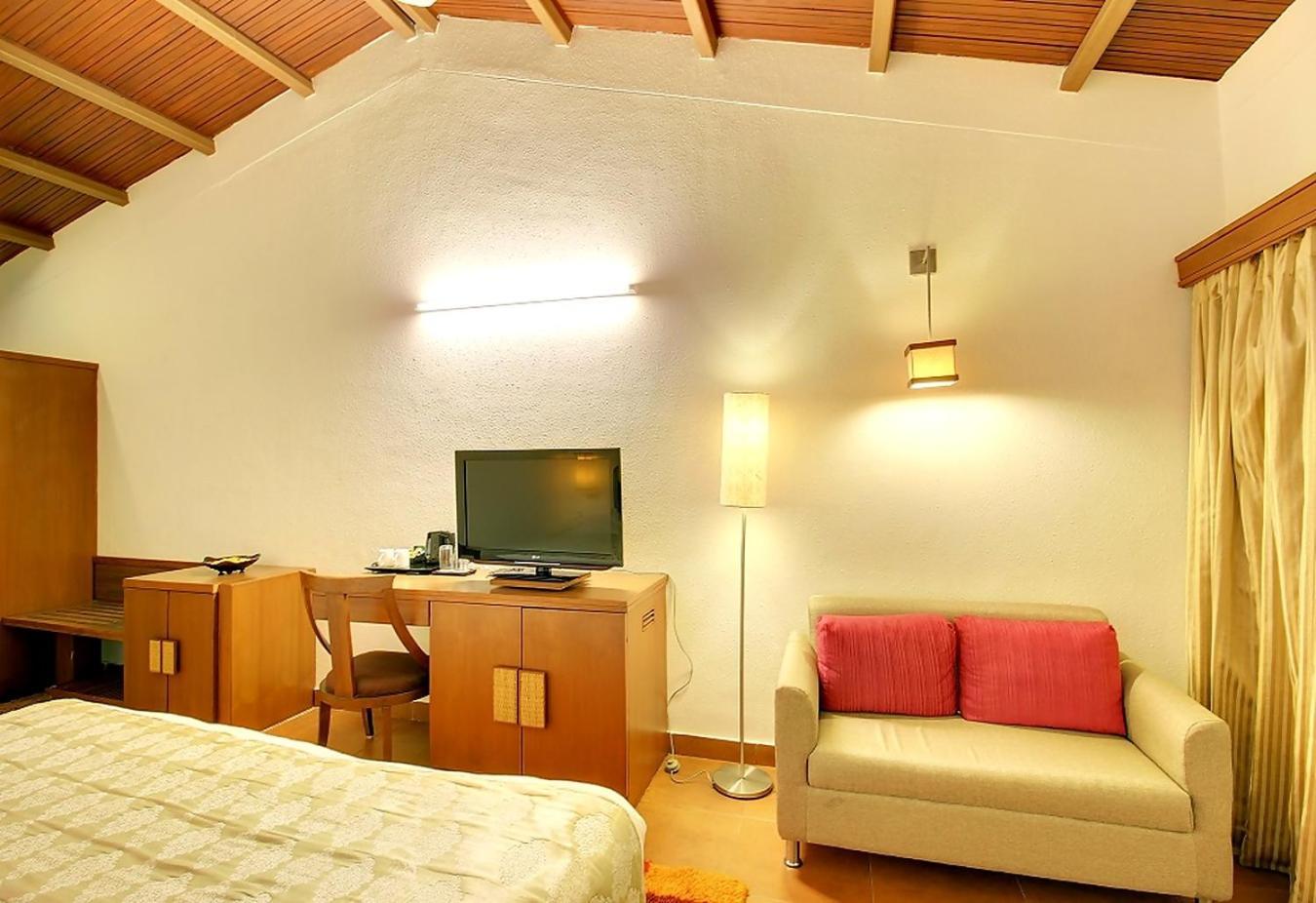 Holiday Resort & Spa A Unit Of S Poddar Group Gāndhīdhām Buitenkant foto